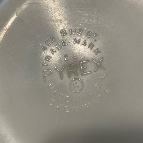 Pyrex 403 Blue Dot Made In USA Bowls - Picture 2 of 3